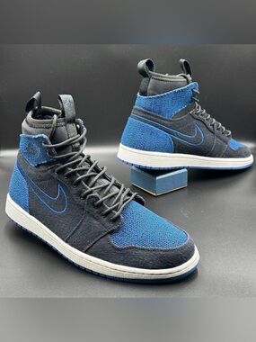 Air Jordan 1 Ultra High 'Royal'